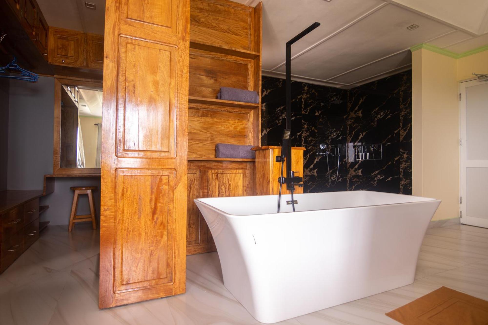Azamat Self-Catering Apartment Pointe La Rue Экстерьер фото